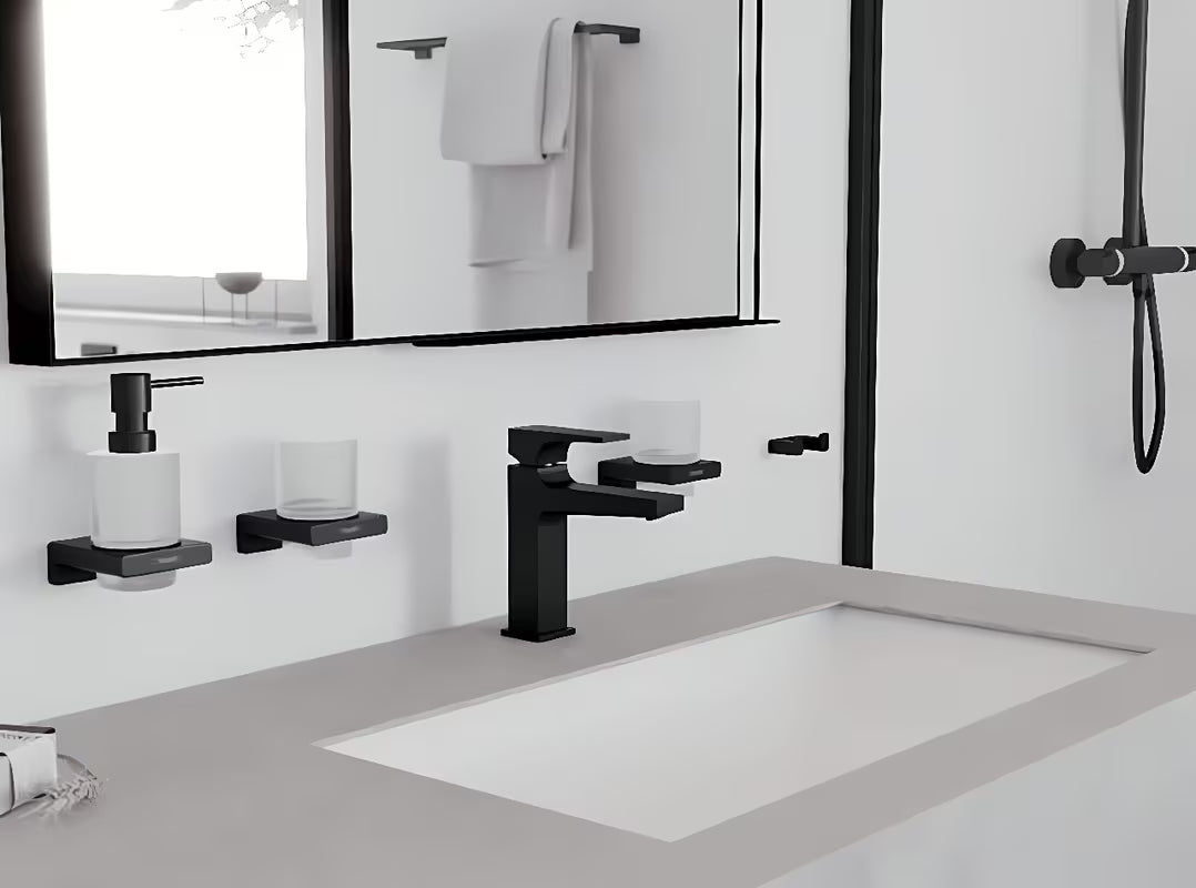 Hansgrohe addstoris ścienny dozownik mydła w płynie z uchwytem w matowej czerni