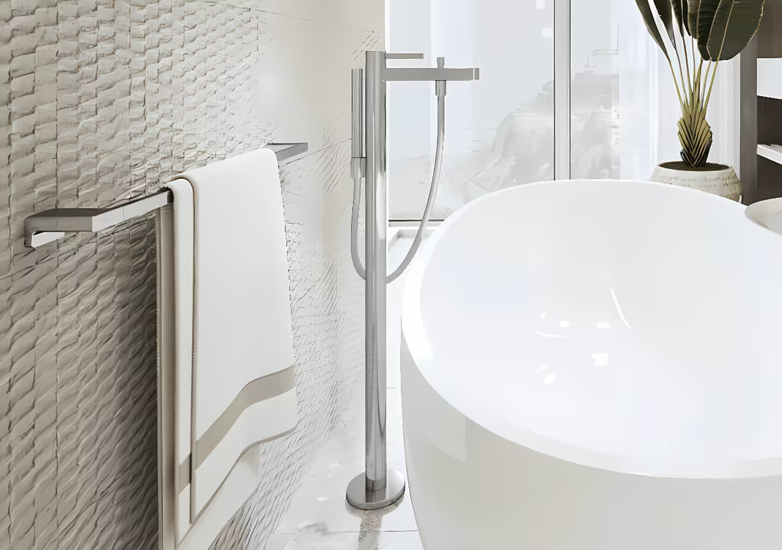 Chromowany ścienny uchwyt na ręczniki Hansgrohe addstoris o minimalistycznym wzornictwie i ukrytym mocowaniu.