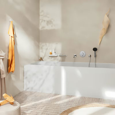 Podtynkowa bateria prysznicowa hansgrohe duoturn S w wykończeniu chrom pro do sterowania dwoma odbiornikami.