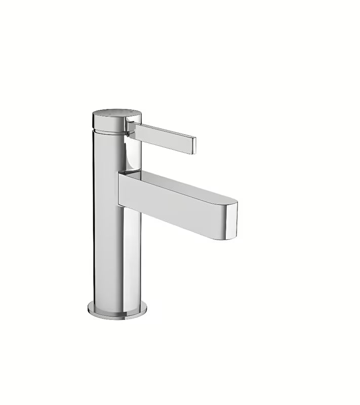 Chromowana bateria umywalkowa Hansgrohe Finoris 100 z korkiem Push-open i smukłym geometrycznym wzornictwem.