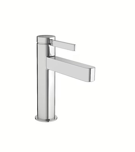 Chromowa bateria umywalkowa jednouchwytowa Hansgrohe Finoris z odpływem z korkiem cięgnowym w purystycznym wzornictwie.