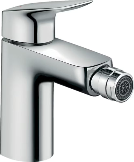 Chromowana jednouchwytowa bateria bidetowa hansgrohe Logis 100 z odpływem i wzornictwem SoftCube.