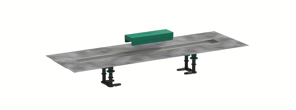 Zestaw instalacyjny hansgrohe RainDrain pro odpływy liniowe z odpływem liniowym ze stali nierdzewnej i membraną uszczelniającą.