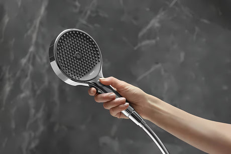 Słuchawka prysznicowa hansgrohe Rainfinity 130 3jet w chromie z antracytową tarczą strumieniową