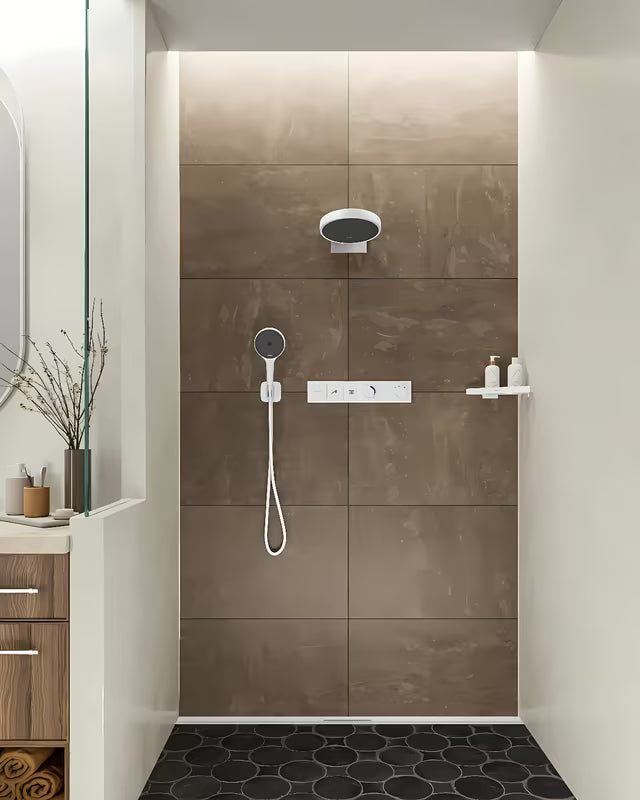 Słuchawka prysznicowa Hansgrohe Rainfinity 130 3jet w matowej bieli z antracytową tarczą strumieniową