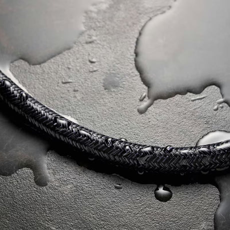 Hansgrohe Rainfinity zestaw prysznicowy EcoSmart w matowej czerni, z rączką prysznicową, drążkiem i wężem tekstylnym