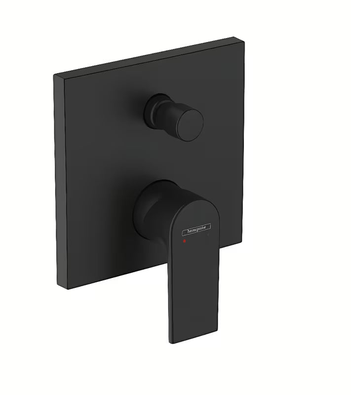 Podtynkowa jednouchwytowa prysznicowa i bateria wannowa Hansgrohe Vernis Shape w matowej czerni.