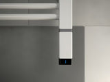 Biała błyszcząca grzałka elektryczna do grzejnika House Level One pro do ogrzewania grzejnika i suszenia ręczników