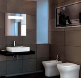 Biała ceramiczna umywalka wisząca Ideal Standard Strada 71x42 cm z otworem pro na baterię pośrodku.