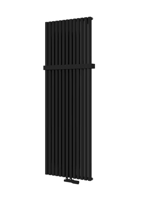 Czarno-matowy grzejnik łazienkowy Isan Octava 46,2x150 cm z podłączeniem środkowym do centralnego ogrzewania