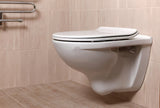 Biała miska WC wisząca Jika Lyra Plus z otwartym kołnierzem spłukującym i gładką powierzchnią ceramiczną.
