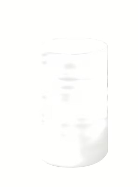 Biały ceramiczny wolnostojący  uchwyt na szczoteczki Kleine Wolke Sahara o prostym, eleganckim designie.
