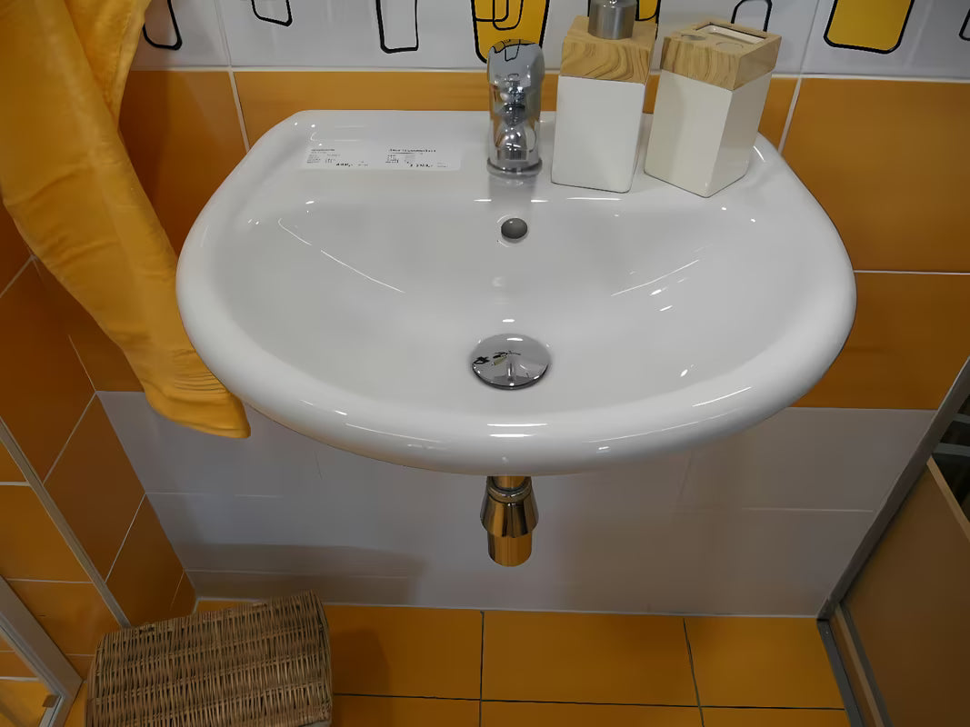 Biała wiszące ceramiczna umywalka Multi 50 x 39,5 cm z otworem pro baterię pośrodku