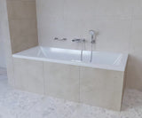 Chromowany ścienny uchwyt Multi do łazienki pro dla bezpieczniejszego poruszania się i łatwiejszego wstawania.