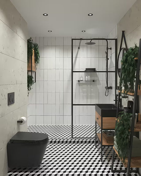 Stojący regał Naturel Blackframe z czarną metalową ramą i płytą MDF w dekorze klonu.
