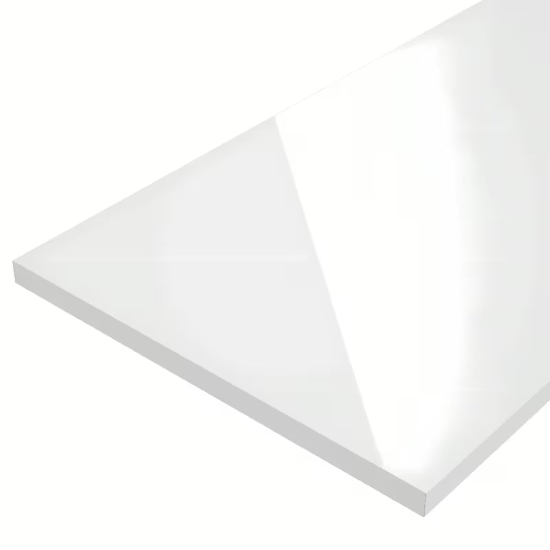 Biały blat maskujący Naturel Stilla z laminatu pro meble łazienkowe