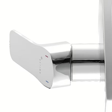 Podtynkowa jednouchwytowa bateria prysznicowa Optima Cube Way w chromowanym wykończeniu o czystym, minimalistycznym designie.