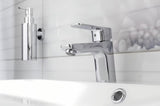 Chromowana bateria umywalkowa Optima Cube Way bez odpływu z głowicą ceramiczną i elastycznym perlatorem.