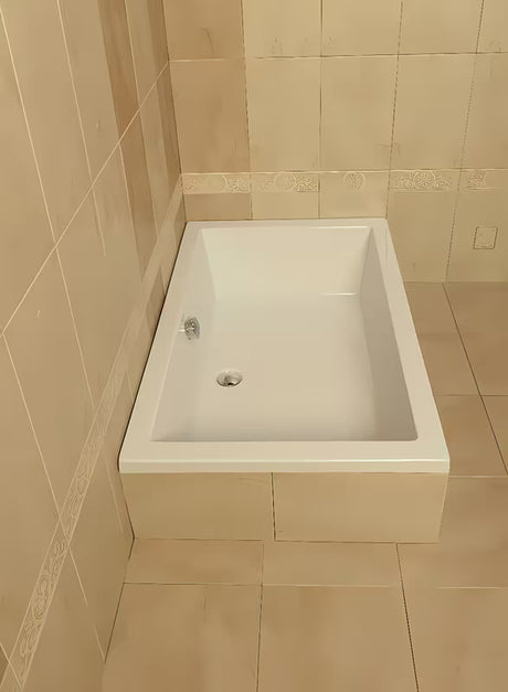 Biały brodzik prysznicowy Polysan Deep 75x75 cm z lanego akrylu z otworem przelewowym