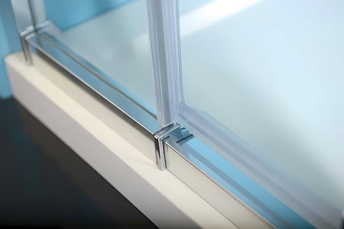 Drzwi prysznicowe Polysan Easy 76-90 cm w wykończeniu chrom połysk, z transparentnym szkłem bezpiecznym