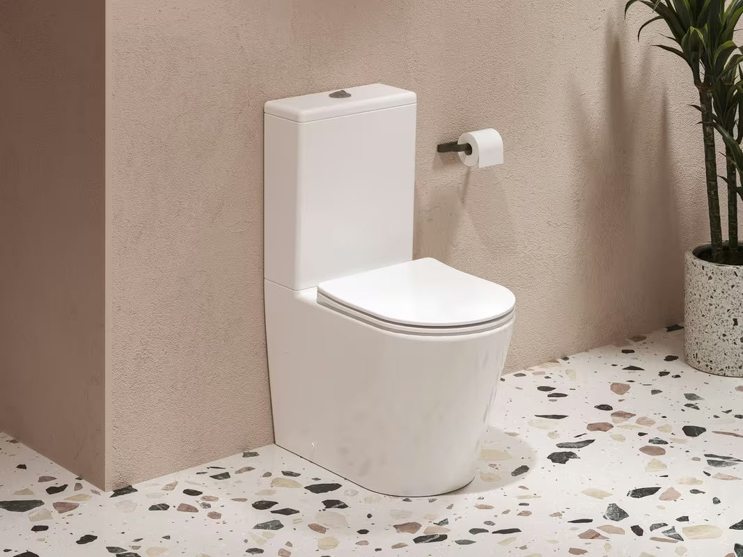 Biała wolnostojący  KOMPAKT wc Ravak Elegant RimOff z deską soft Close z dwudzielnym spłukiwaniem 3/6 l.