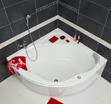 Wanna narożna Ravak Newday 150x150 cm z akrylu lanego ze zintegrowanym siedziskiem
