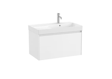 Wisząca szafka łazienkowa z umywalką ceramiczną Roca Ona w białym macie.