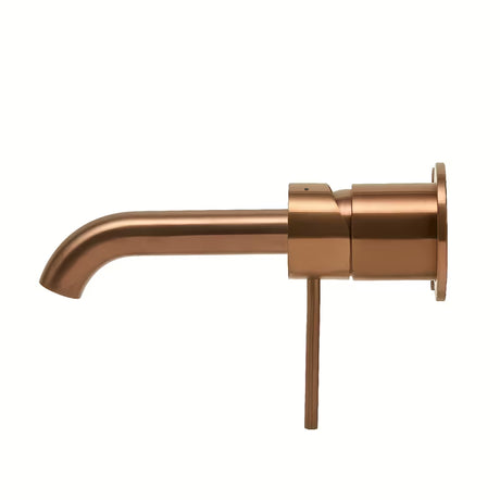 Podtynkowa bateria umywalkowa SAT Aurum w wykończeniu rose gold brushed o okrągłym wzornictwie.