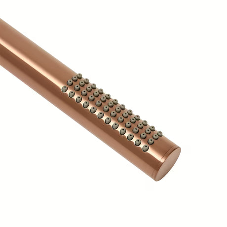 Słuchawka prysznicowa SAT Aurum w wykończeniu rose gold brushed, o okrągłym designie i ergonomicznym uchwycie.