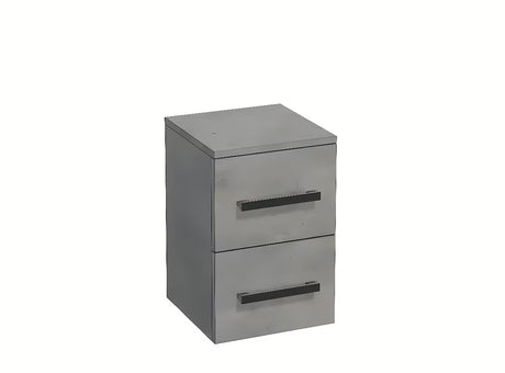 Niska wisząca szafka łazienkowa SAT Cube Way w dekorze imitacji betonu z chromowanymi uchwytami