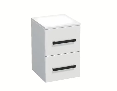 Niska szafka łazienkowa SAT Cube Way w białym połysku z dwiema szufladami i chromowanymi uchwytami.