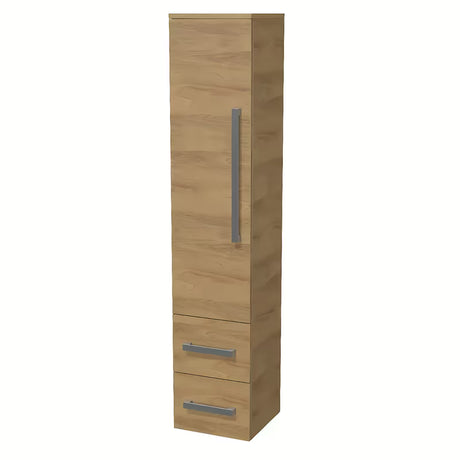 Wisząca wysoka szafka łazienkowa SAT Cube Way w dekorze dąb hickory z chromowanymi uchwytami