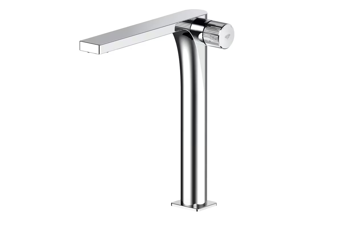 Wysoka jednouchwytowa bateria umywalkowa SAT Evolution w wykończeniu chrom pro umywalka nablatowa .