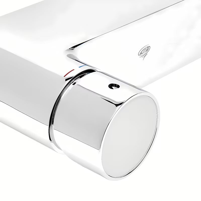 Ścienna bateria wannowa SAT Fusion w wykończeniu chrome z okrągłą dźwignią z białego szkła