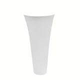 Wolnostojący  umywalka ceramiczna SAT Fusion w kolorze białym o średnicy 42,5 cm i wysokości 95 cm.