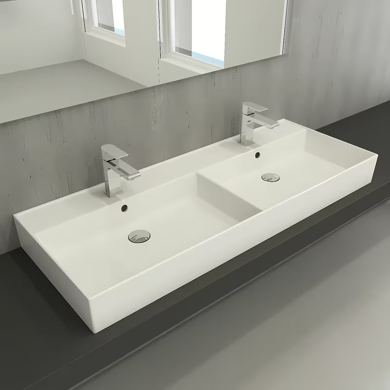 Biała ceramiczna umywalka podwójna SAT Infinitio 120,4x46,5 cm o prostokątnym kształcie