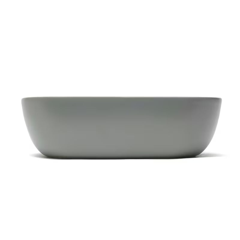 Matowobiałe ceramiczne umywalka nablatowa  SAT Infinitio bez przelewu o wymiarach 45,5x32,5 cm.