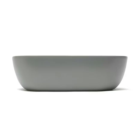 Matowobiałe ceramiczne umywalka nablatowa  SAT Infinitio bez przelewu o wymiarach 45,5x32,5 cm.