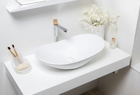 Biała ceramiczna umywalka nablatowa  SAT Infinitio 61,5 x 36 cm bez przelewu