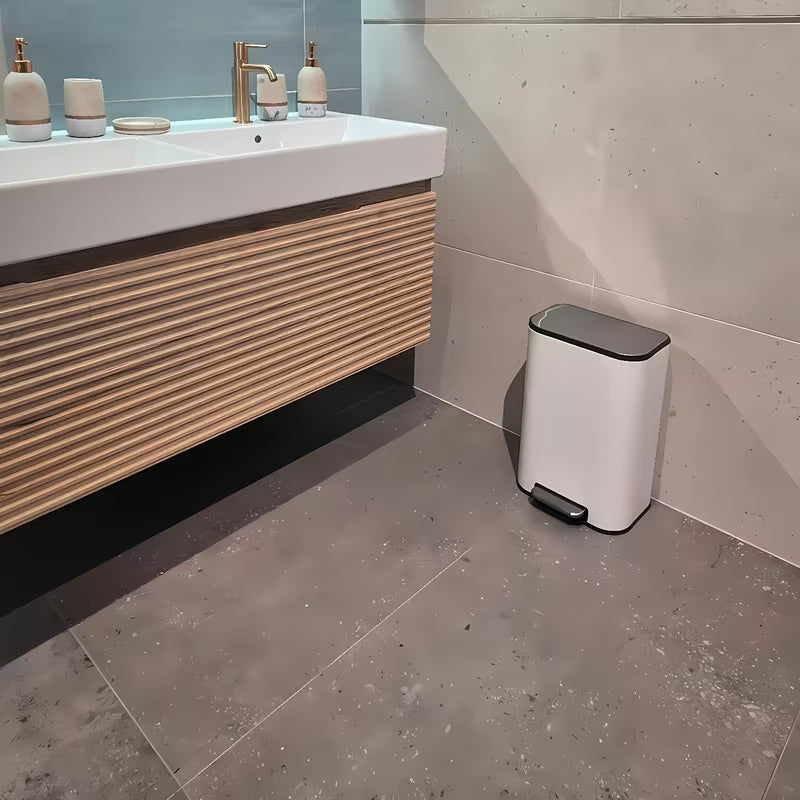 Biały matowy kosz na śmieci SAT metalowy z cichym domykiem soft Close