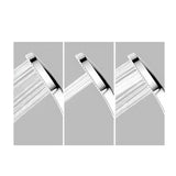 Chromowany system prysznicowy SAT Chrome z deszczownicą, słuchawką prysznicową i drążkiem prysznicowym z suwakiem.