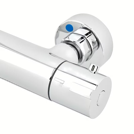 System prysznicowy SAT Chrome z baterią termostatyczną, z deszczownicą 25 cm i słuchawką prysznicową z trzema strumieniami.