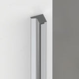 Drzwi prysznicowe wnękowy SAT TGD New 120 cm w połyskującym chromie, z przezroczystym szkłem i powłoką Easyclean.