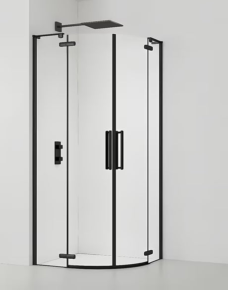 Kabina prysznicowa półokrągła SAT TGD New 90x90 cm w czarnym macie z transparentnym szkłem i drzwiami uchylnymi.