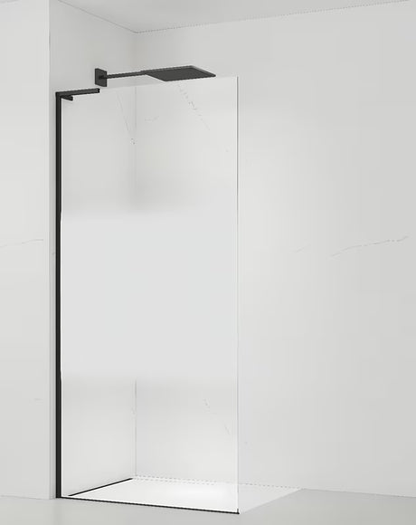 Czarna ścianka prysznicowa walk-in SAT Walk-in 110 cm z przezroczystym szkłem, pasem intymności i powłoką Easy Clean.