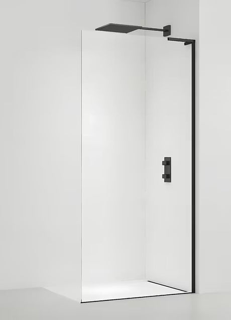 Walk-in ścianka prysznicowa SAT Walk-in 110 cm w kolorze czarny mat z przezroczystym szkłem, bezramowa.