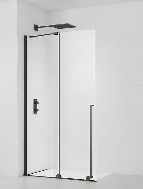 Ścianka prysznicowa walk‑in- SAT Xmotion 140 cm ze szkłem transparentnym, systemem przesuwnym i czarnymi profilami