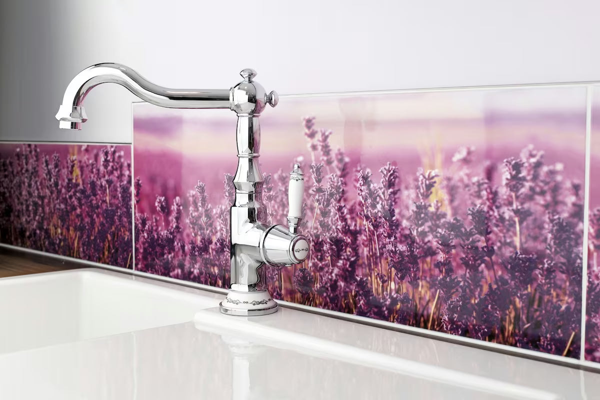 Chromowana bateria zlewozmywakowa SIKO Provence z dźwignią i obrotową wylewką w retro designie.