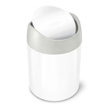 Nablatowy kosz na śmieci Simplehuman Mini bin w wykończeniu biała stal z uchylną pokrywą