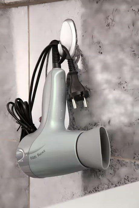 Duże samoprzylepne haczyki Tesa Powerstrips w chromowanym wykończeniu pro, montaż bez wiercenia